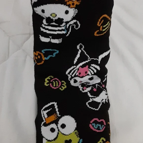 Hello Kitty & Friends Slipper Socks - Picture 2 of 4